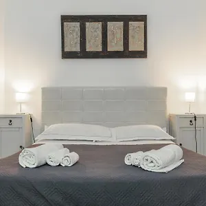Zefnea House Apartamento